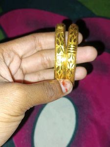 Golden Bangles (Set of 2)