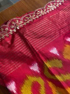 🩷Beautiful ikat print saree - TOTALLY NEW 🩷