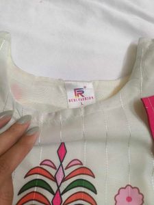 ATTACH LINING KURTI WITH DUPATTA