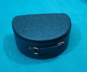 Faces Canada Shimmer Organizer