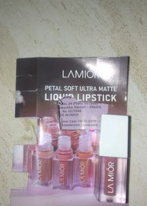 PARUL GARG FEATHER LITE MATTE LIQUID LIPSTICK