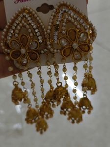 Pearl &amp; Gold Dangle Earrings