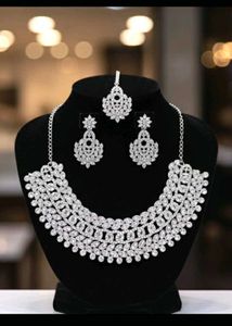 Diamond Sparkling Jewelry Set