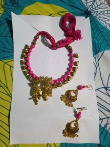 Necklace &amp; Earring Set
