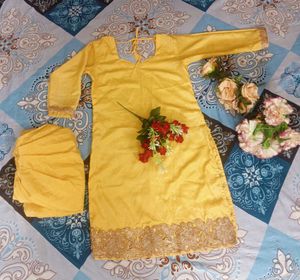 Yellow Lace Up Salwar Kameez