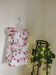Premium Floral Print Top