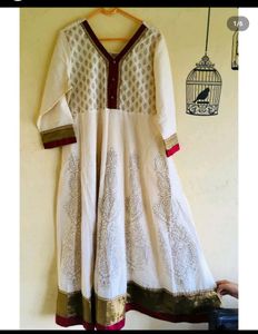 Elegant White & Gold Anarkali