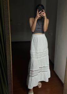 NEW LOOK Eyelet Lace Tiered White Maxi Skirt🤍
