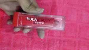 Huda Beauty Lipstick
