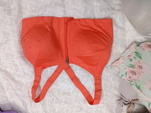 Front Zip Sports Bra