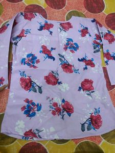 Rose Printed Lavender T-shirt