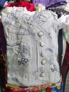 SALE TSHRT TOP FOR WOMEN