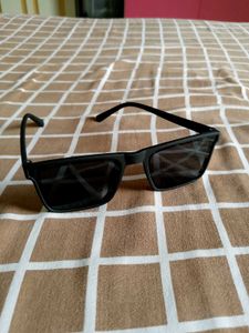 Black Rectangle Sunglasses