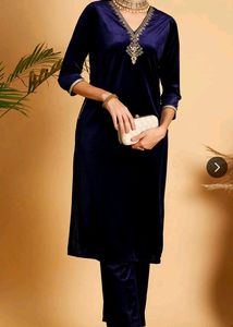 Shae by Sassafras Elegant Velvet Kurta