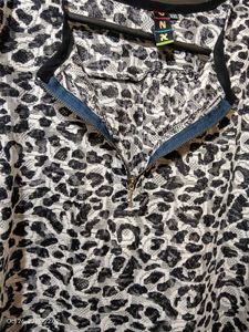 Leapord print net top