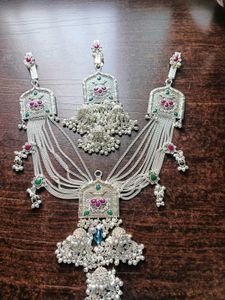 Art. Kamar Juda (Double And Fancy)