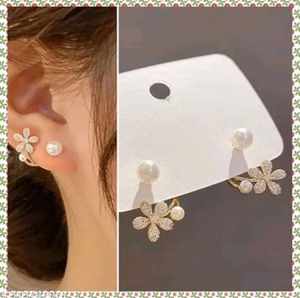 Pearl &amp; Crystal Flower Earrings