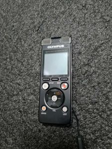 Olympus Digital Voice Recorder DM-670