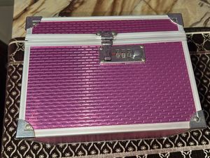 Pink Beauty Makeup Box