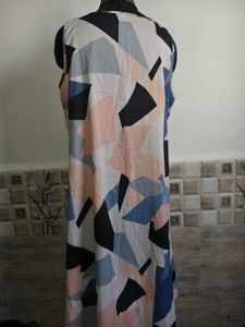 Abstract Print Top Size Large/ XL 36-40 inches