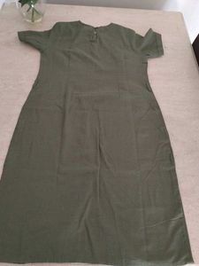Smart Olive Dress With No Flaws