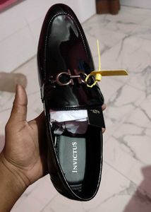 INVICTUS Black Loafers UK43