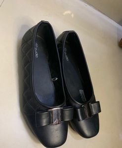 Black Flat Shoe