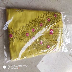 Embroidered Kurta Set