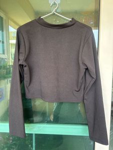 Black Classic Crop Top