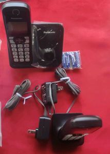 PANASONIC KX-TGD512B 2-Handset, Cordless Phone -