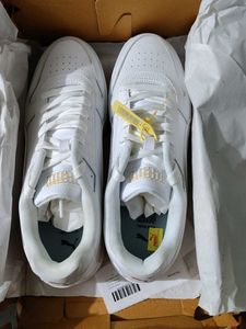 Orignal Puma White Sneakers