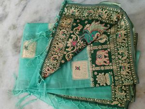 Gorgeous Green & Teal Sari, Without Blouse