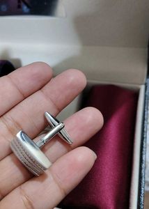 Van Heusen Tie, Cufflinks &amp; Pocket Square Set