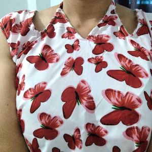 trending nack ,Sleeveless short kurti handmade