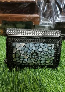 Women Handbag (Clutch)
