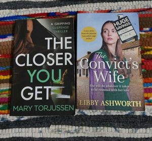 Thrillers & Romance Books(2)