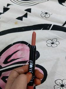 Plum Crayon Lipstick – 123 She’s All Tan