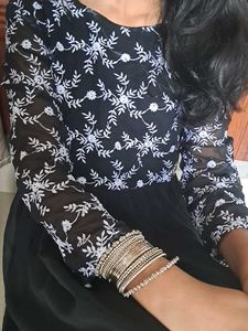 Black Gown(fixed Price)) ✨️