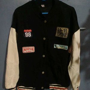 ⚫️✨️Vintage Varsity Jacket