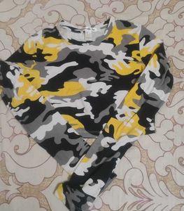 Camo Print Long Sleeve Top
