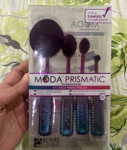Brand New MakeUp Brushes, Soft, For Foundation