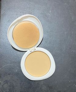 Lakme Compact Shade : Ivory Fair