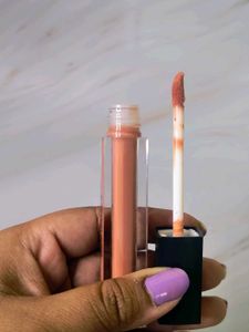 Womaniya Liquid Lipstick
