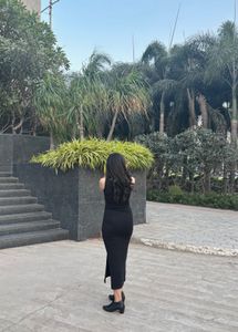 Elegant Black Maxi Dress