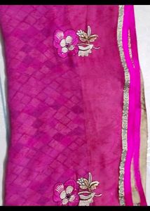 🥻 Saree In Maroom Colour..&amp; Pink Colour Combo