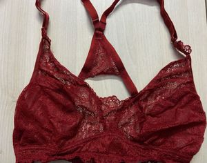 4 New unused Bras Combo