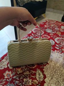 Green Printed Hand Clutch With Sling