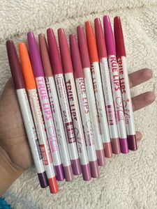 12 Pcs Multicolour Lip Liner ❤️