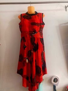 Red Leaf Print No Sleaves  Dress