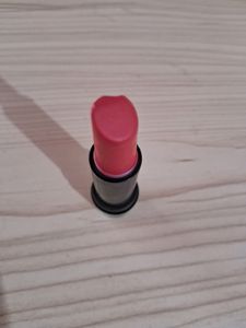 Red Elle 18 Lipstick 💄